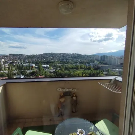 - Bee Happy Sarajewo