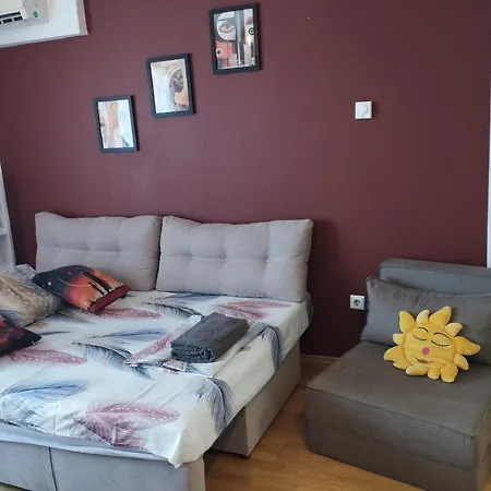 - Bee Happy Apartman *