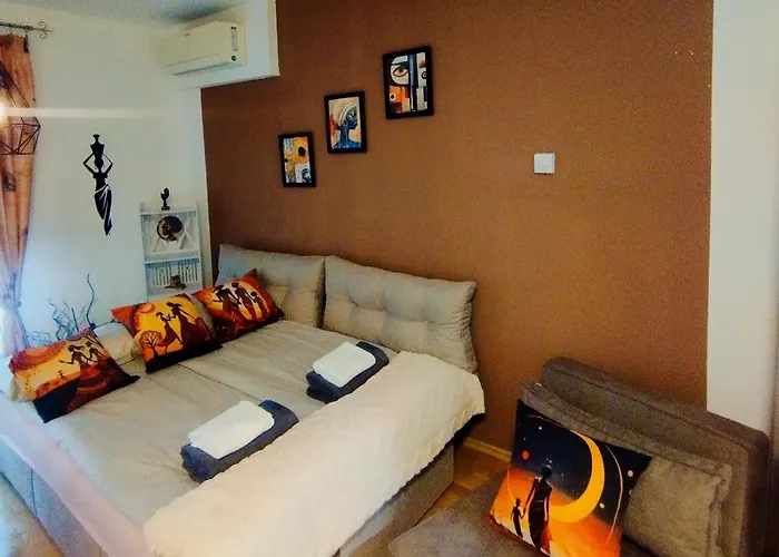 - Bee Happy * Szarajevó