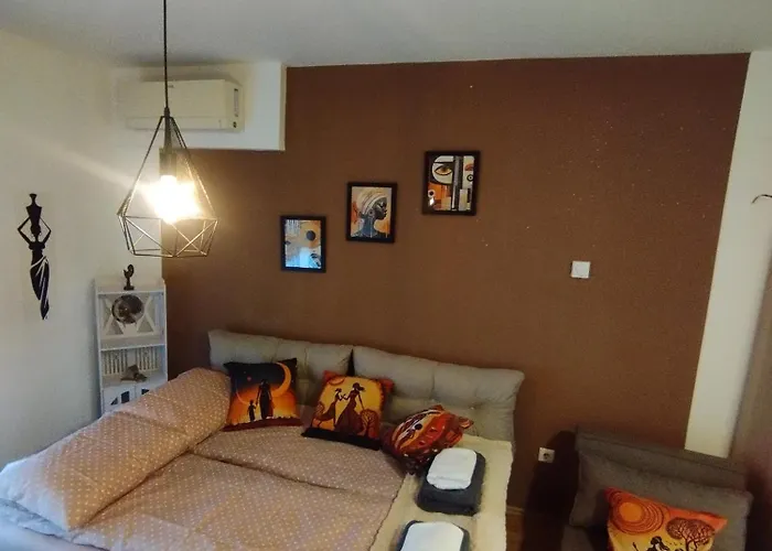 - Bee Happy Szarajevó