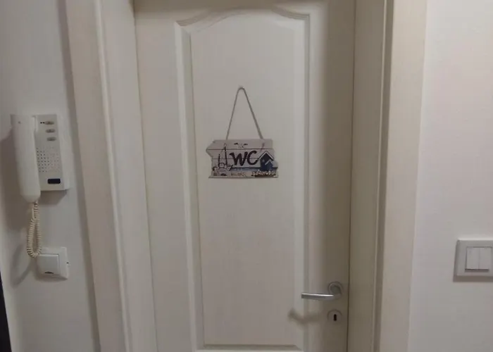 - Bee Happy Apartman