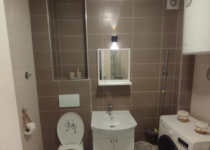 - Bee Happy Apartman Szarajevó