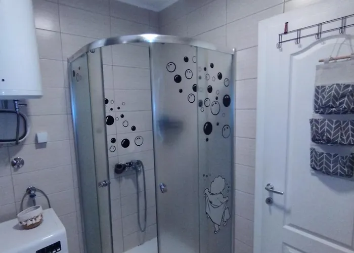 - Bee Happy * Szarajevó