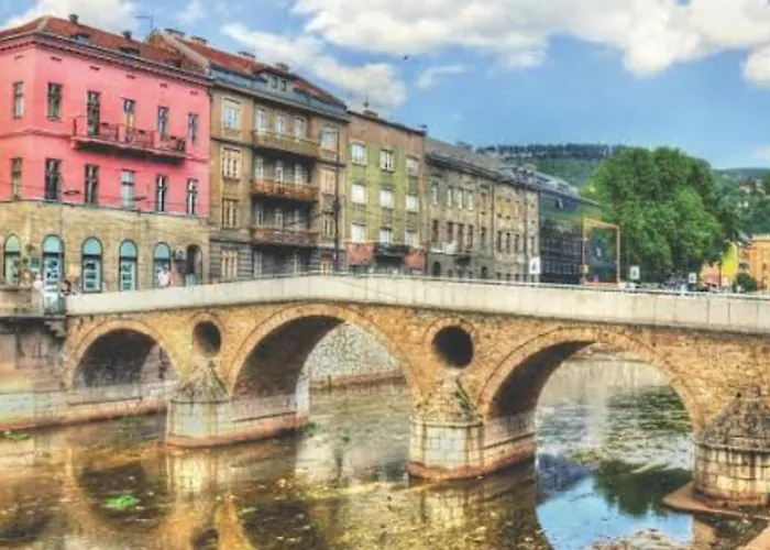 - Bee Happy Apartman