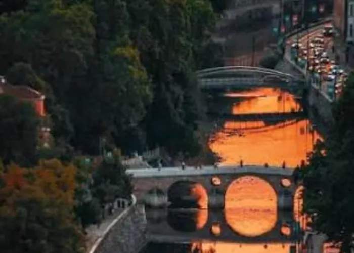 - Bee Happy Apartman